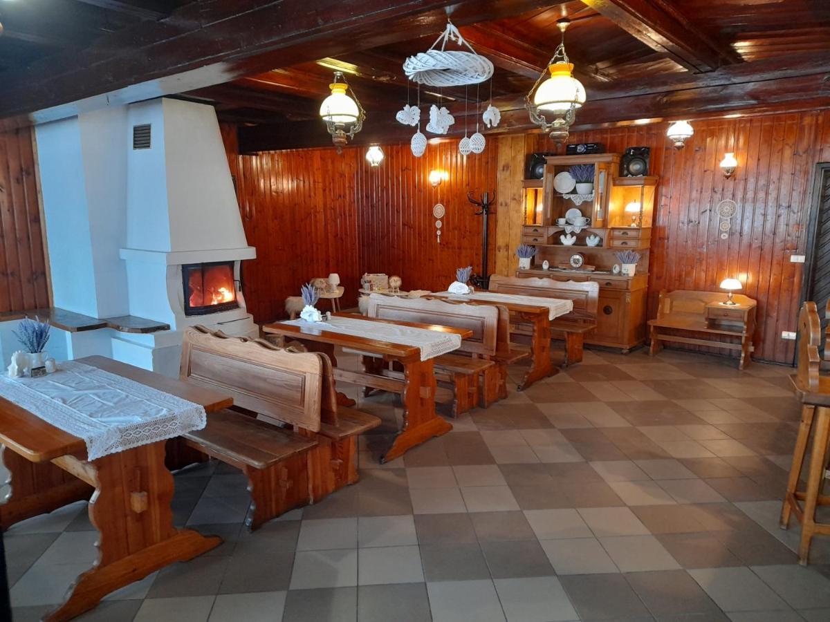 Schronisko Gosciniec Rownica Hotel Устрон Екстериор снимка