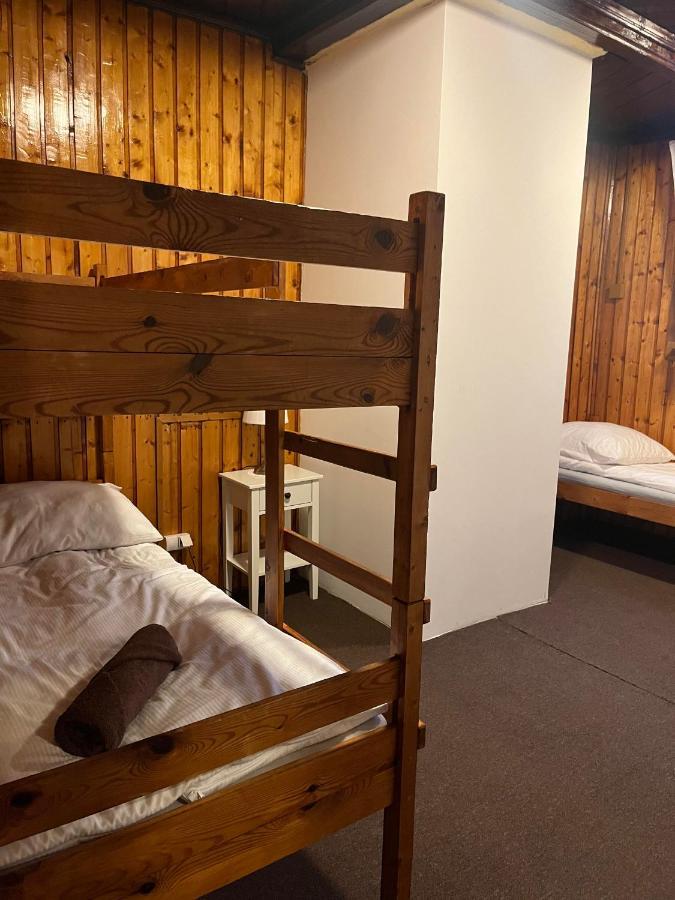 Schronisko Gosciniec Rownica Hotel Устрон Екстериор снимка
