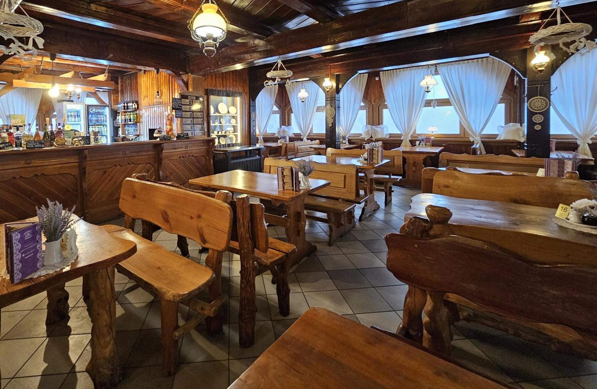 Schronisko Gosciniec Rownica Hotel Устрон Екстериор снимка
